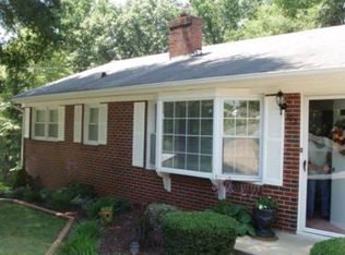 105 Pinnacle Dr, Martinsville, VA 24112