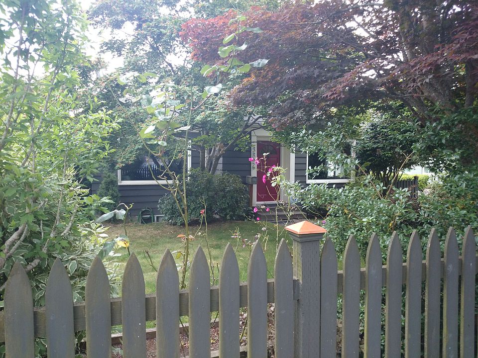 1st image of 3826 31st Ave W