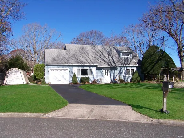3 Peggy Court, Centereach, NY 11720