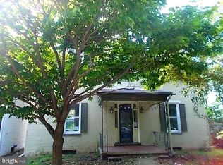 209 S Washington St, Greencastle, PA 17225