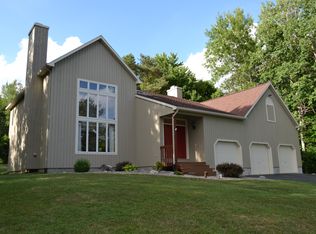 5175 Bobwhite Ln, Tully, NY 13159