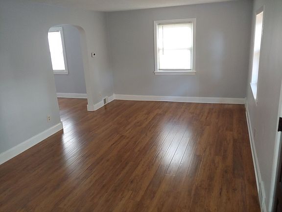 4th image of 111 Beech Ln