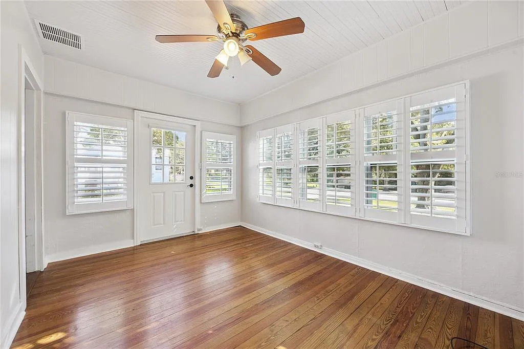 2 bed, 1.0 bath, 1126 sqft, $2,500 — Photo 4