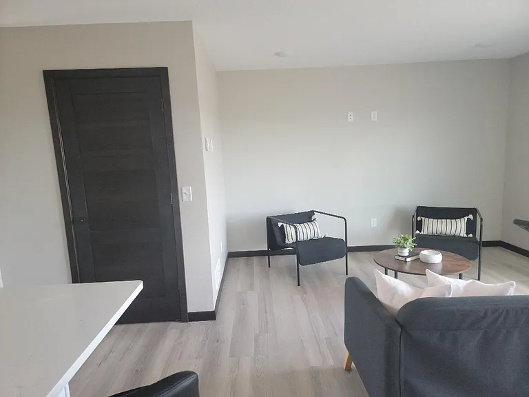 3102 Scotch Ln — Photo 3