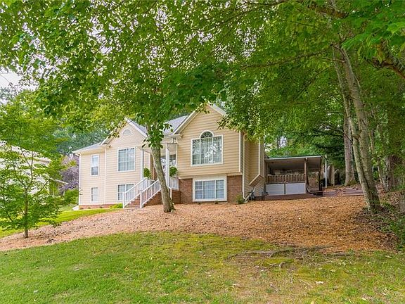 3rd image of 9263 Brook Ct