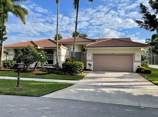 17524 SW 12th St, Pembroke Pines, FL 33029