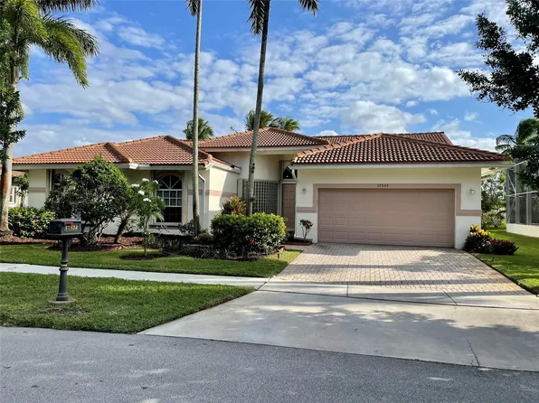 17524 SW 12th Street, Pembroke Pines, FL 33029