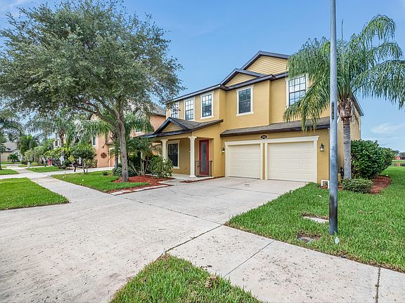 2nd image of 2953 Glenridge Cir
