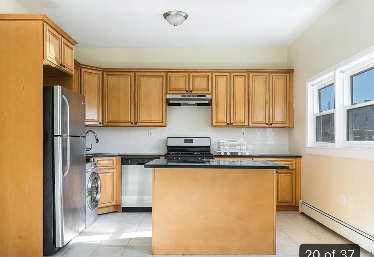 5 bed, 2.0 bath, $3,600 — Photo 4