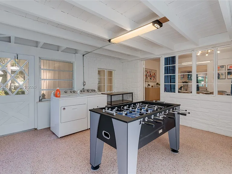 820 SW 26th Rd — Photo 24