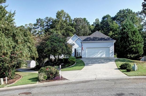 1st image of 257 Mountain View Dr
