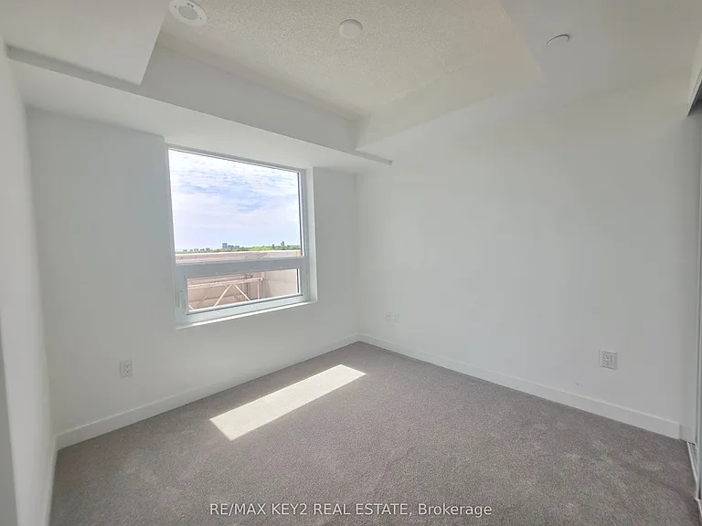 4010 Eglinton Ave W #522 — Photo 17