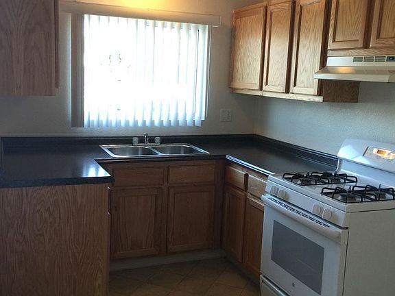 3rd image of 72 Dakota Dr #52