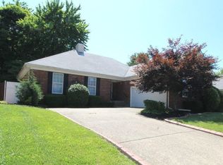 7809 Appleview Ln, Louisville, KY