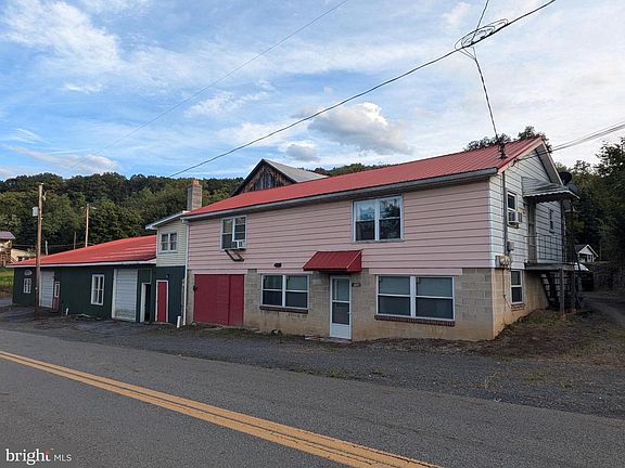 4th image of this home