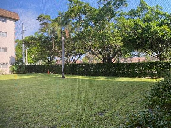 2nd image of 8121 SW 24th Ct APT 101
