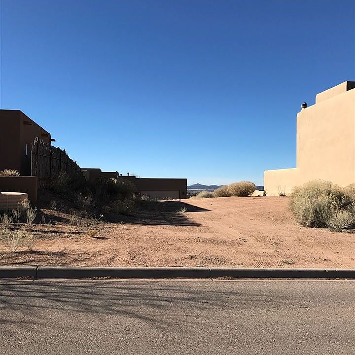 2nd image of 79 Avenida Frijoles