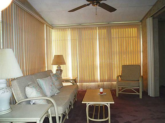 2nd image of 40 Magnolia Ct #6