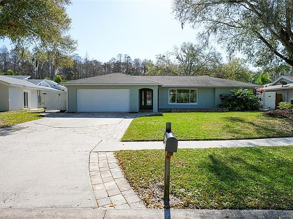 3rd image of 2631 Winding Wood Dr