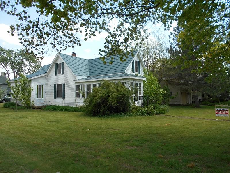 2nd image of 6644 Gage St