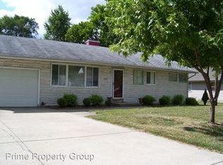 1205 Cambridge Dr, Champaign, IL