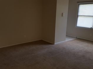 2201 Sturdy Rd APT A, Valparaiso, IN 46383