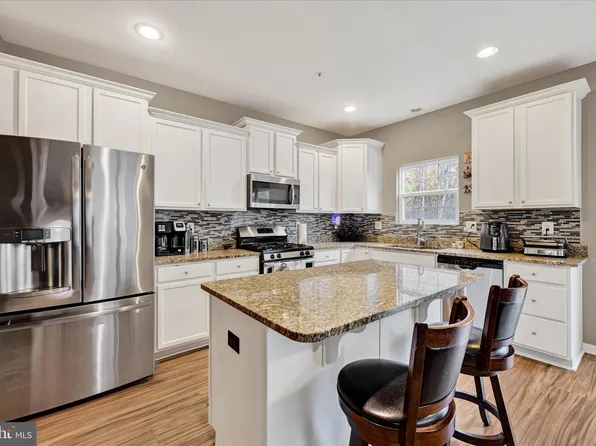 7011 Dannfield Ct, Glen Burnie, MD 21060