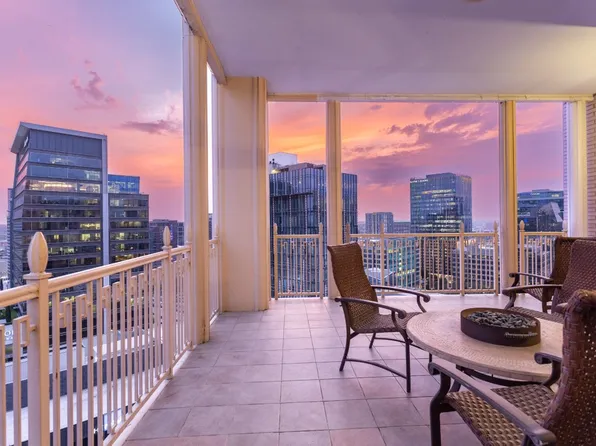 2555 N Pearl St APT 1701, Dallas, TX 75201