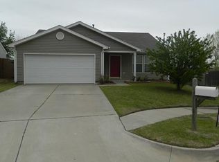 905 SW 153rd, Moore, OK 73160