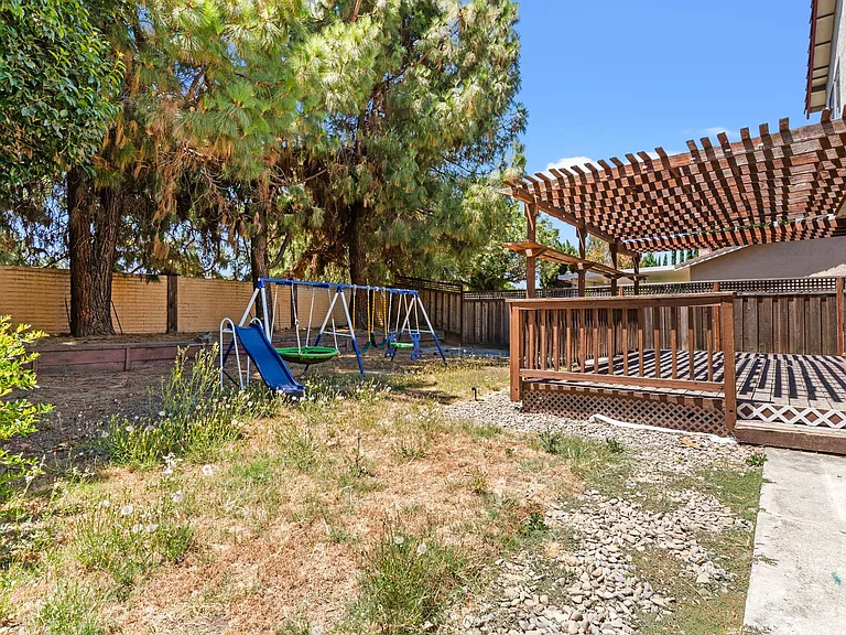 36711 Nichols Ave — Photo 28