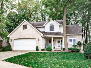2250 Cranston St, South Bend, IN 46614