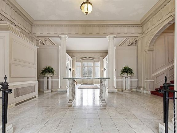 5th image of 553 Bellevue Ave APT 6