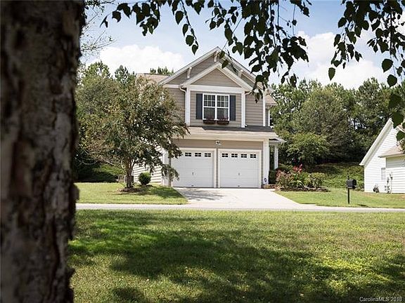 2nd image of 4573 Scarlet Oak Dr