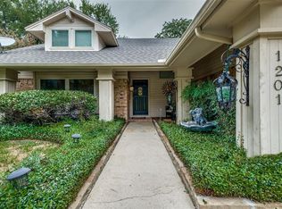 1201 Hickory Valley Ct, Arlington, TX 76006