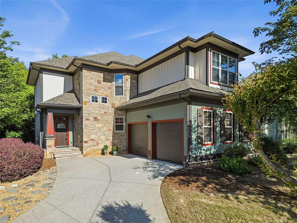 1st image of 2814 Prado Ln