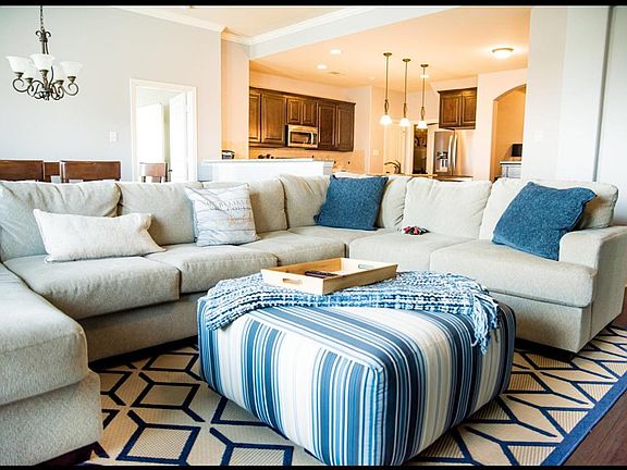 5th image of 356 S Hill Dr