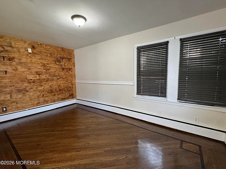 410 2nd Ave — Photo 11