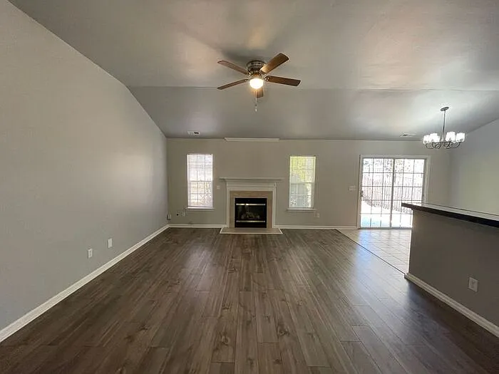 16200 Circlegreen Dr — Photo 3