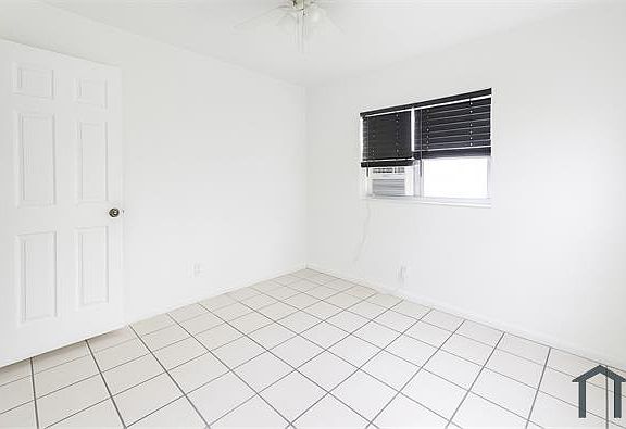 5th image of 2151 NW 7th St