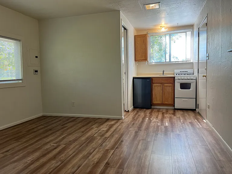 1809 Glendale Dr #1 — Photo 13