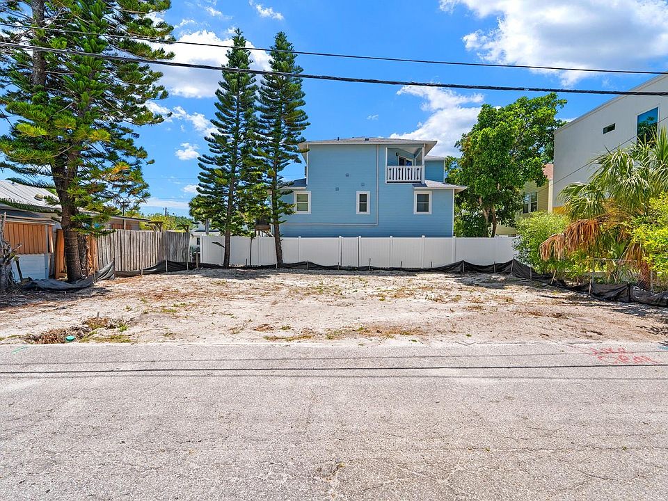 1st image of 119 95TH AVENUE