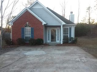 195 Flagstone Ln, Calera, AL 35040