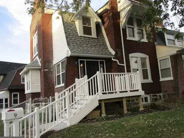 9 Plaza St, Marcus Hook, PA 19061