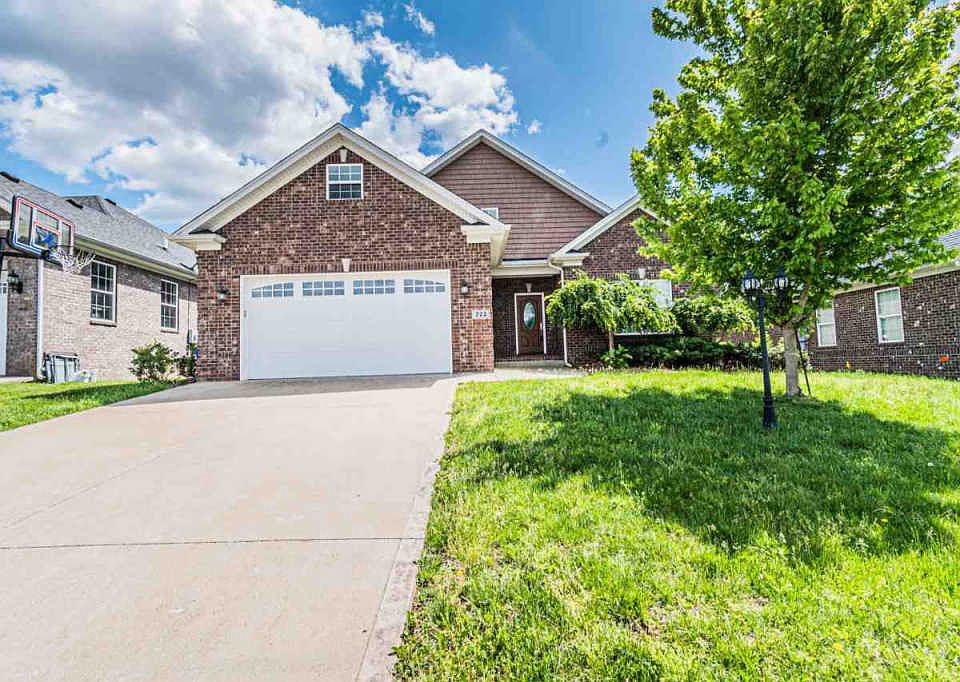 1st image of 223 Ashton Ct