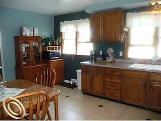 2nd image of 2195 Vermont Dr