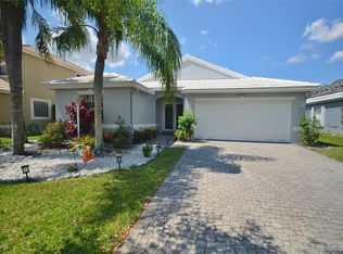 1410 NW 144th Ave, Pembroke Pines, FL 33028