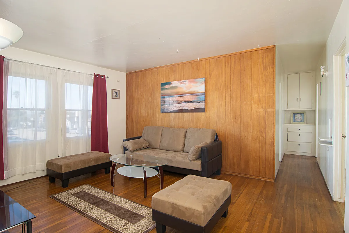 Building Photo - 2043 Sunset Cliffs Blvd
