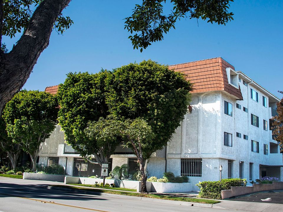 2nd image of 285 E California Blvd #303