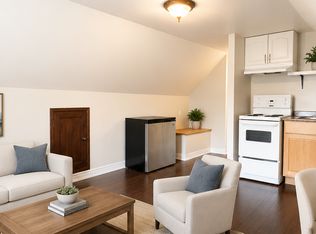 91 Carrick Ave, Hamilton, ON L8M2W5