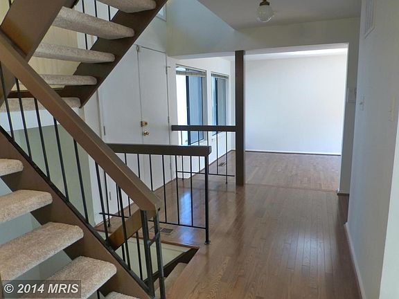 5th image of 18422 Stone Hollow Dr